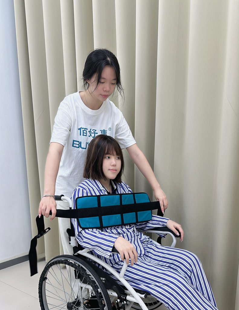 轮椅固定带安全事项